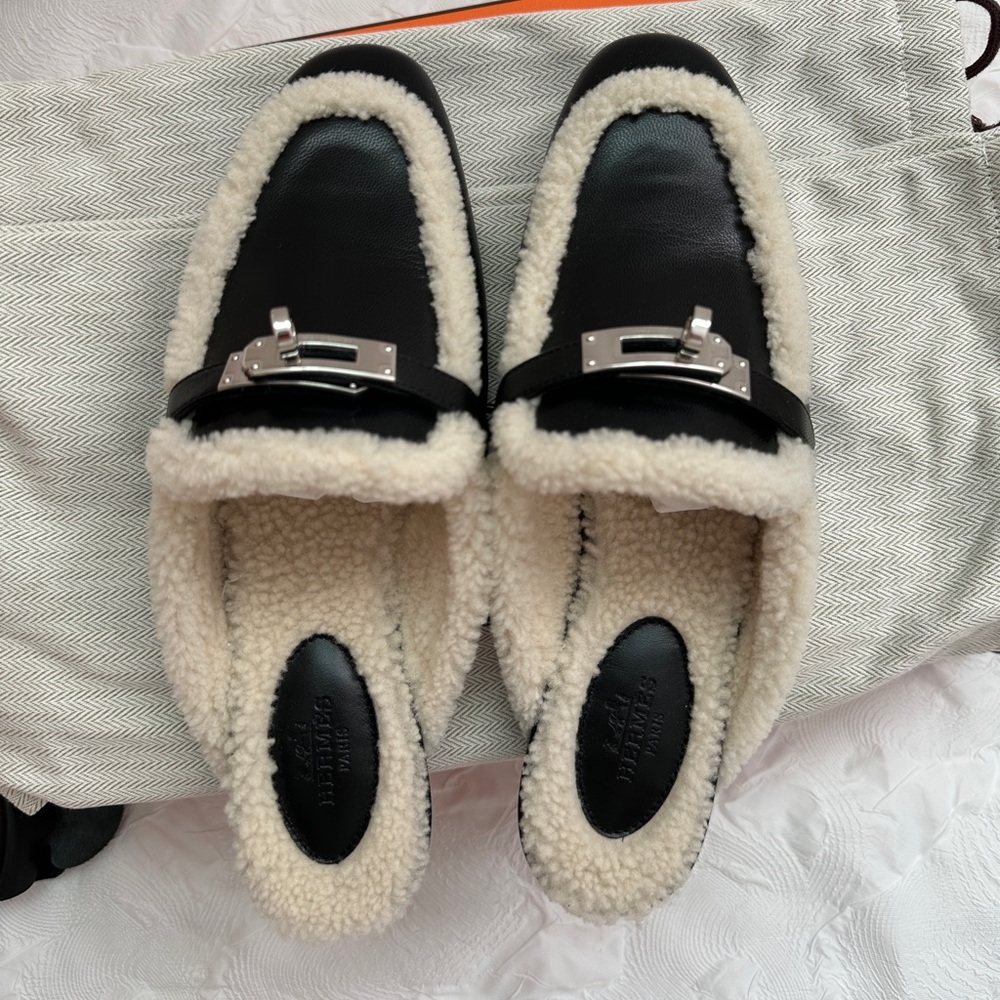 Hermes Black Oz mule